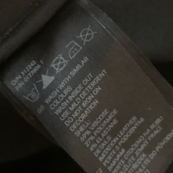 H&M Black Leggings With Leather Panels - Picture 2 of 9